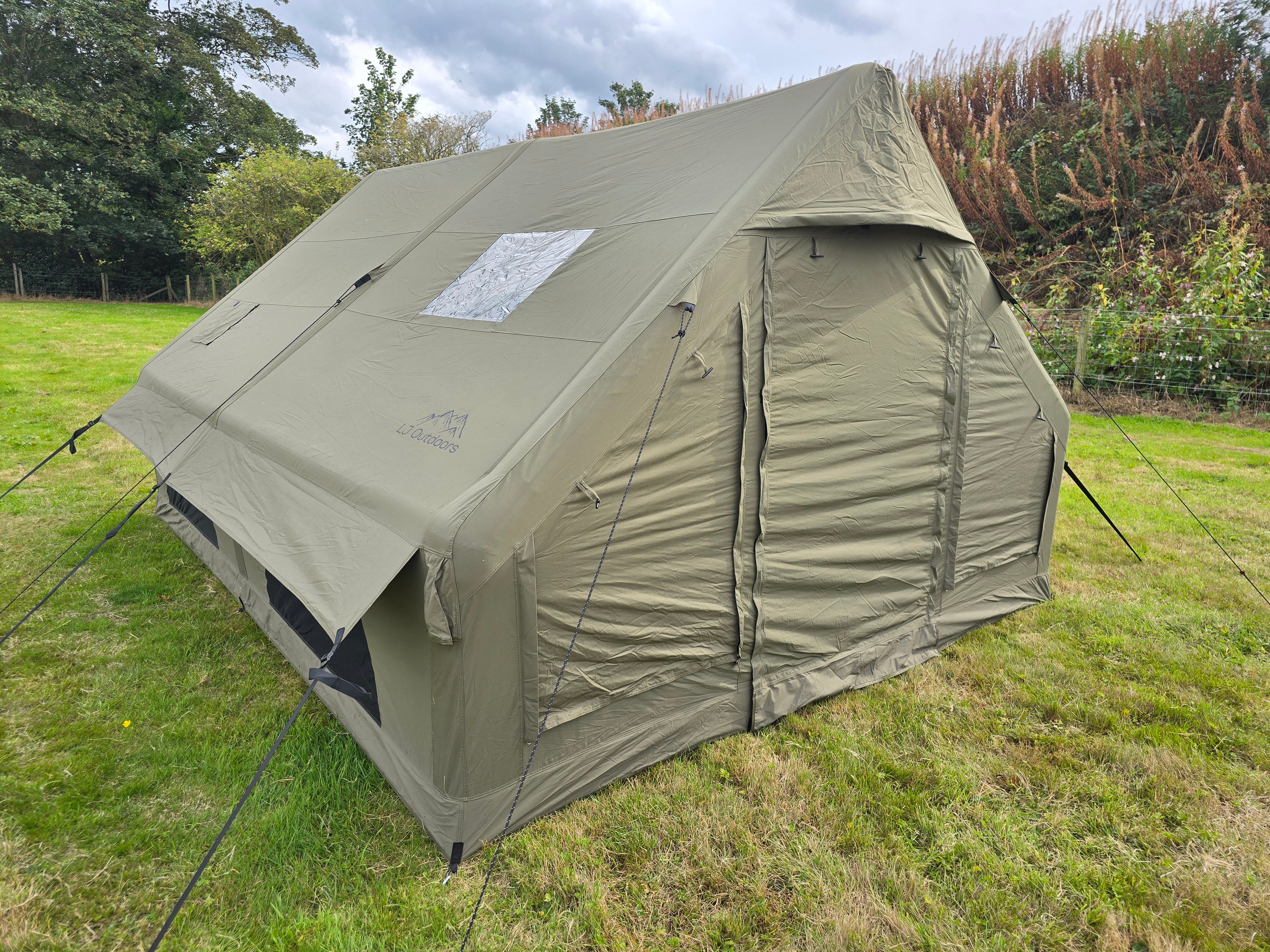 Inflatable Tent | 5-6 Persons